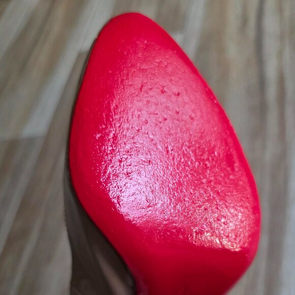 Christian Louboutin Fifille Simple Nude Patent Leather Pumps Eur. 36.5 - Picture 9 of 13